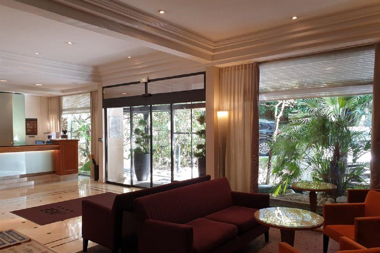 Garden-elysee Hotel 4*