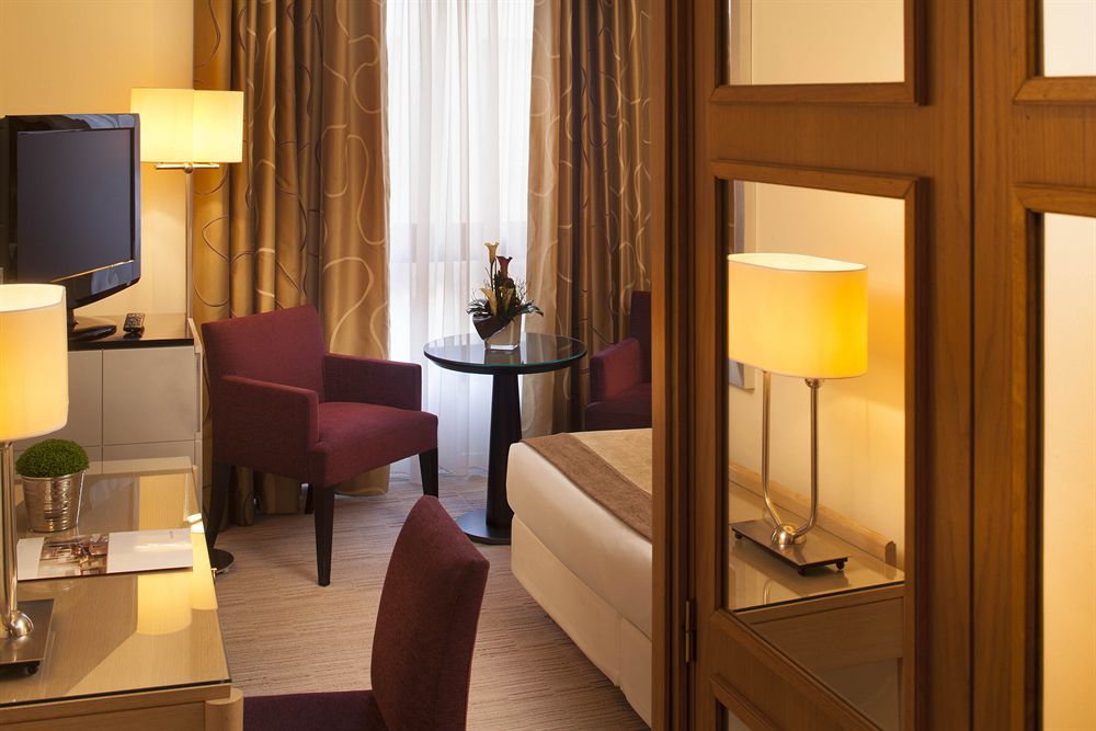 Hotel Garden-elysée Parigi